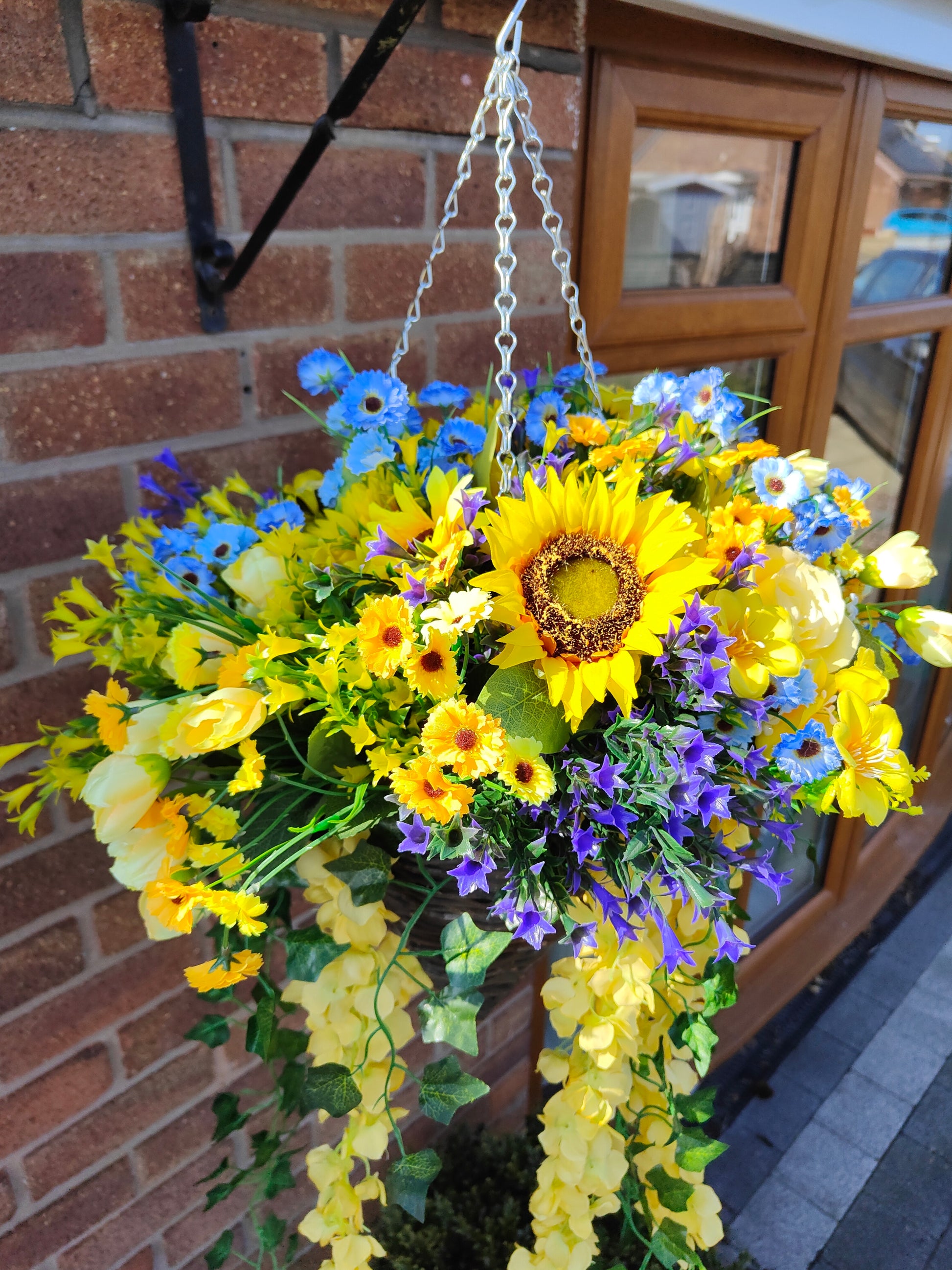 Deluxe artificial flowers hanging basket faux flower garden outdoor yellow 