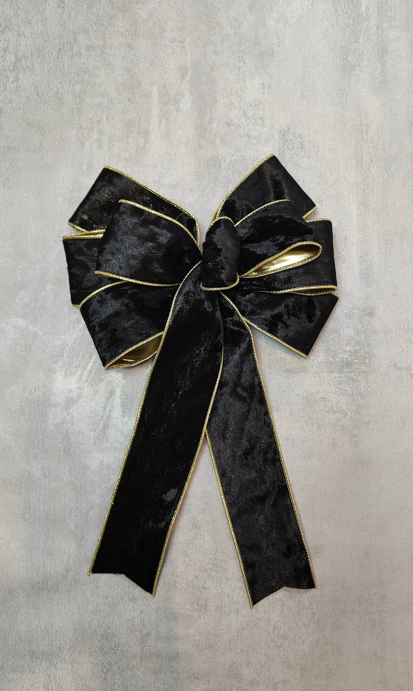 Deluxe Gold Black Velvet Bow